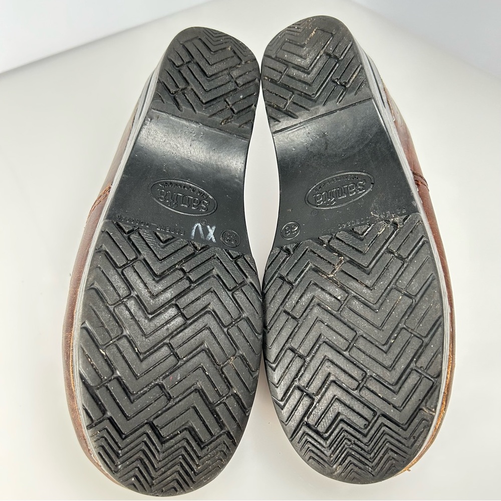 European Leather Clogs - Picture 7 of 7